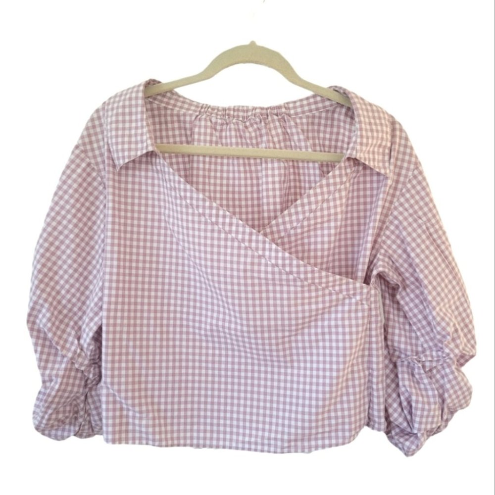 Layered Gingham Purple V-Neck Top w/Puff Sleeves